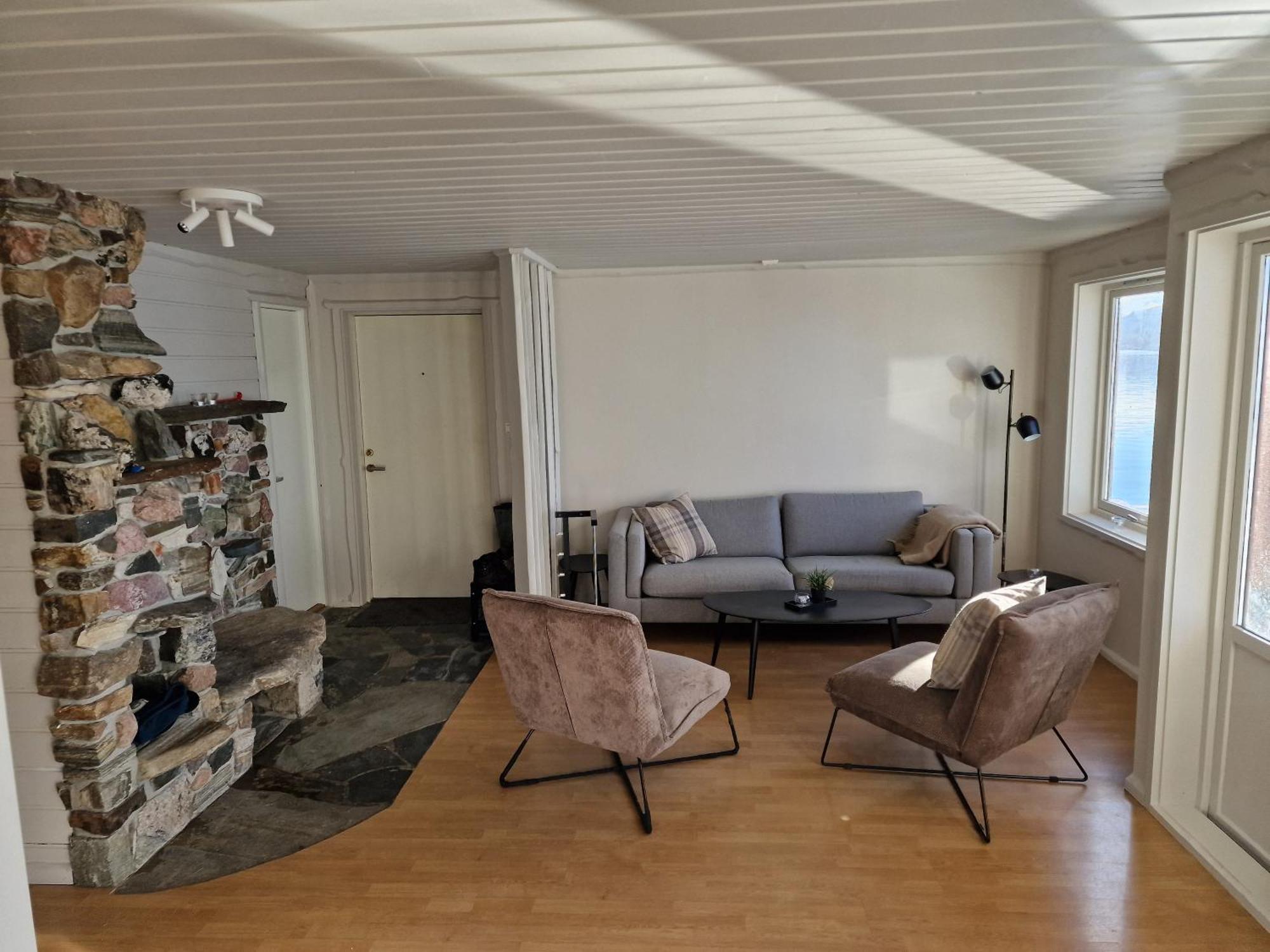 Preikestolen Panorama - Seaside Apartments Jørpeland Habitación foto
